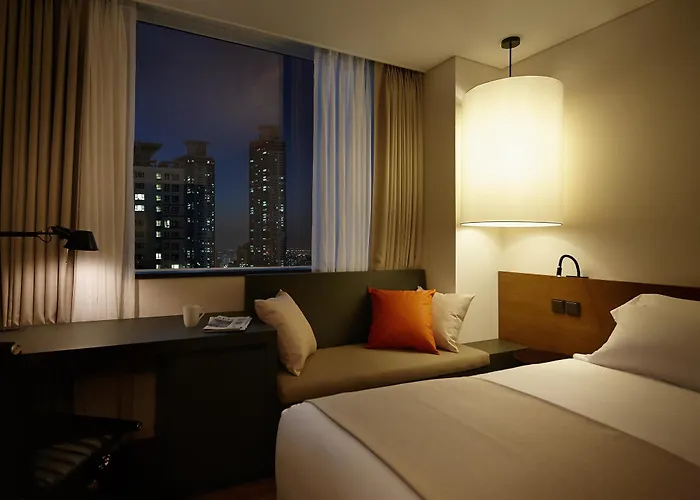 Shilla Seodaemun Hotel