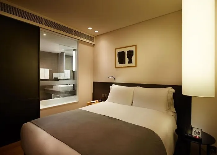 Shilla Seodaemun Hotel